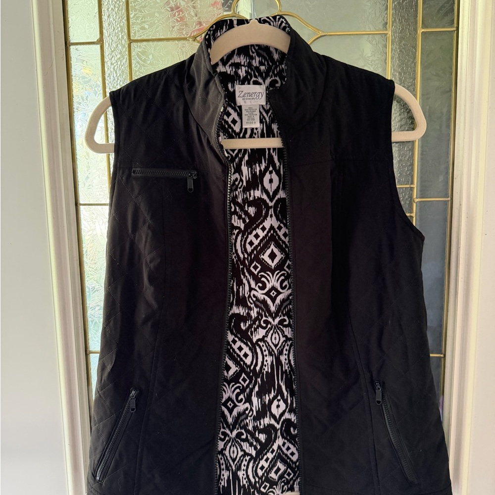 Chico's Reversible Black Quilted Vest with Monochrome Patterned Lining